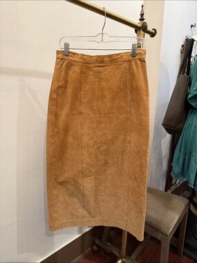 Suede skirt